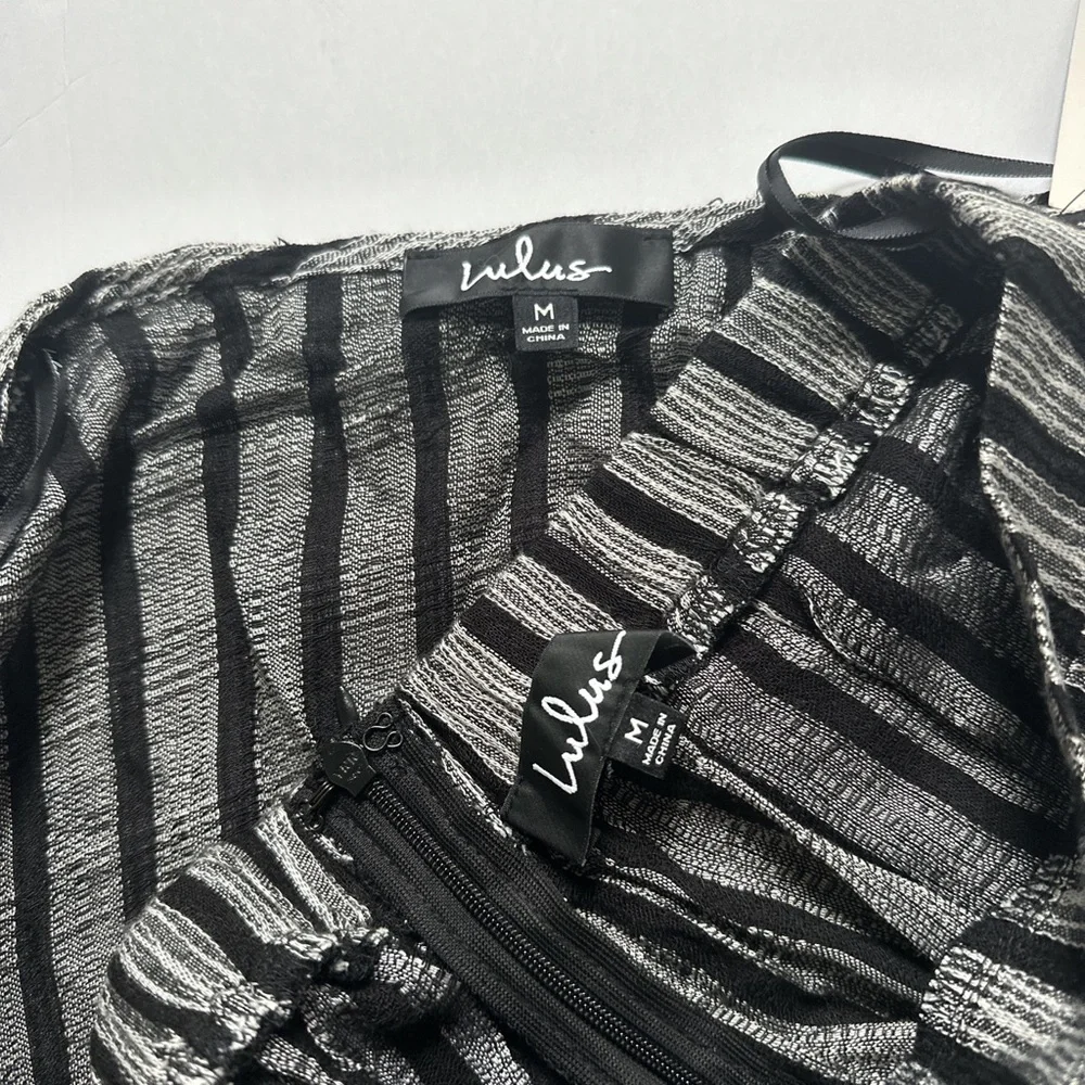 Lulus Striped Two-Piece Set - Picture 3 of 12